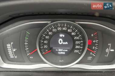 Внедорожник / Кроссовер Volvo XC60 2013 в 