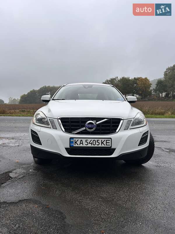Внедорожник / Кроссовер Volvo XC60 2012 в Киеве