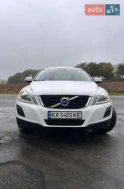 Внедорожник / Кроссовер Volvo XC60 2012 в 