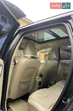 Внедорожник / Кроссовер Volvo XC60 2009 в 