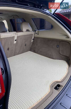 Внедорожник / Кроссовер Volvo XC60 2009 в 