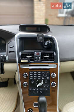 Внедорожник / Кроссовер Volvo XC60 2009 в 