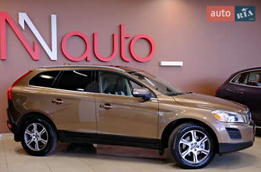 Внедорожник / Кроссовер Volvo XC60 2012 в 