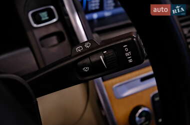 Внедорожник / Кроссовер Volvo XC60 2012 в 
