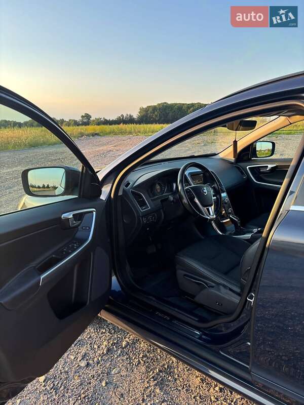 Внедорожник / Кроссовер Volvo XC60 2015 в Виннице фото 9 Внедорожник / Кроссовер Volvo XC60 2015 в Виннице