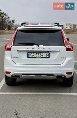 Внедорожник / Кроссовер Volvo XC60 2017 в 
