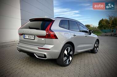 Внедорожник / Кроссовер Volvo XC60 2023 в 