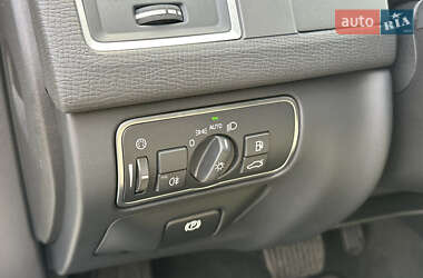 Внедорожник / Кроссовер Volvo XC60 2014 в 