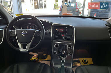 Позашляховик / Кросовер Volvo XC60 2016 в 