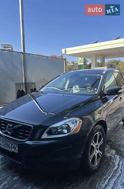 Позашляховик / Кросовер Volvo XC60 2011 в  фото 2 Позашляховик / Кросовер Volvo XC60 2011 в