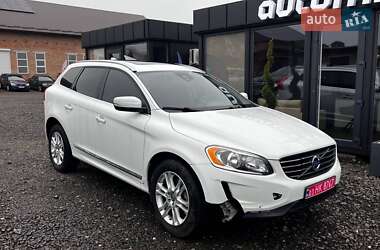 Внедорожник / Кроссовер Volvo XC60 2015 в 