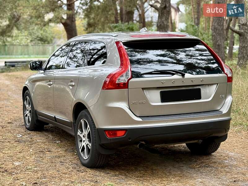 Позашляховик / Кросовер Volvo XC60 2012 в Києві