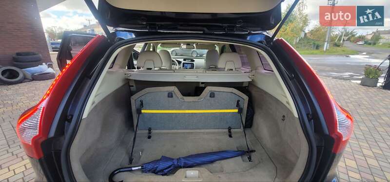 Позашляховик / Кросовер Volvo XC60 2010 в Хмельницькому фото 15 Позашляховик / Кросовер Volvo XC60 2010 в Хмельницькому