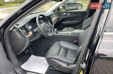 Позашляховик / Кросовер Volvo XC60 2021 в  фото 31 Позашляховик / Кросовер Volvo XC60 2021 в
