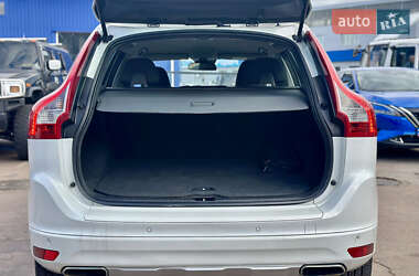 Внедорожник / Кроссовер Volvo XC60 2014 в 