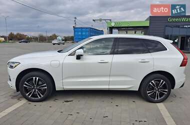 Позашляховик / Кросовер Volvo XC60 2017 в  фото 5 Позашляховик / Кросовер Volvo XC60 2017 в