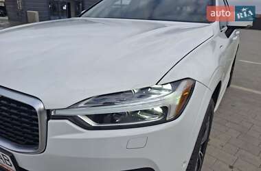 Позашляховик / Кросовер Volvo XC60 2017 в  фото 20 Позашляховик / Кросовер Volvo XC60 2017 в