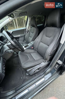Позашляховик / Кросовер Volvo XC60 2014 в 