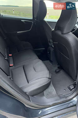 Позашляховик / Кросовер Volvo XC60 2014 в 