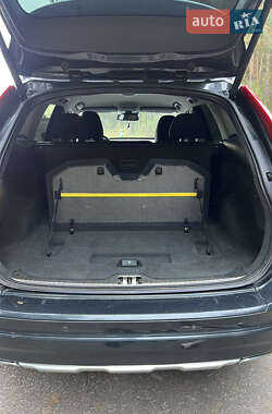 Позашляховик / Кросовер Volvo XC60 2014 в 