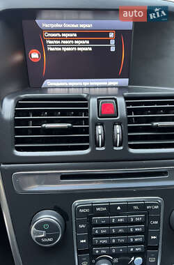 Позашляховик / Кросовер Volvo XC60 2014 в 