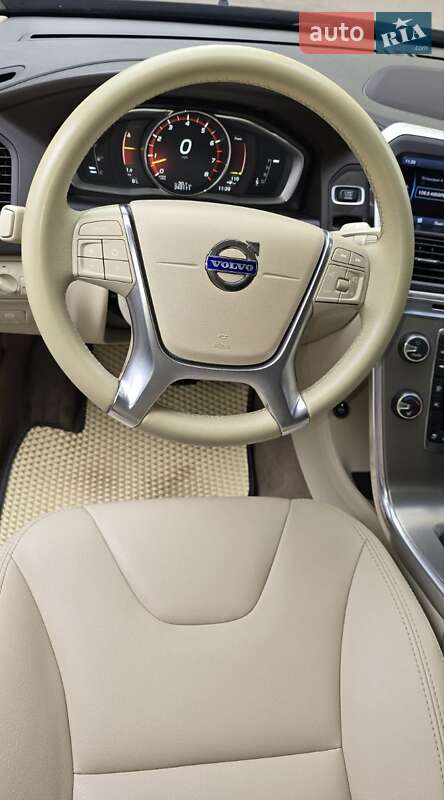 Внедорожник / Кроссовер Volvo XC60 2012 в Киеве фото 11 Внедорожник / Кроссовер Volvo XC60 2012 в Киеве