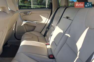 Внедорожник / Кроссовер Volvo XC60 2014 в 