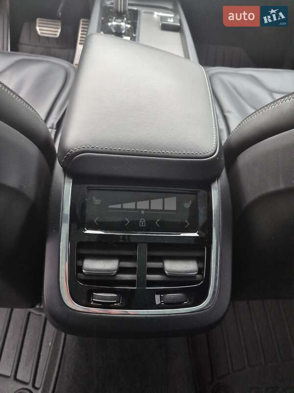 Внедорожник / Кроссовер Volvo XC60 2021 в Киеве фото 9 Внедорожник / Кроссовер Volvo XC60 2021 в Киеве