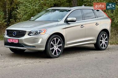 Внедорожник / Кроссовер Volvo XC60 2015 в 