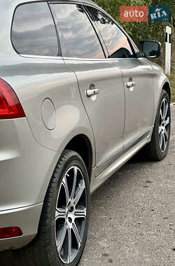 Внедорожник / Кроссовер Volvo XC60 2015 в 