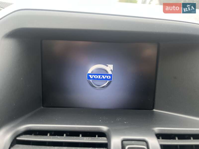 Позашляховик / Кросовер Volvo XC60 2013 в Києві