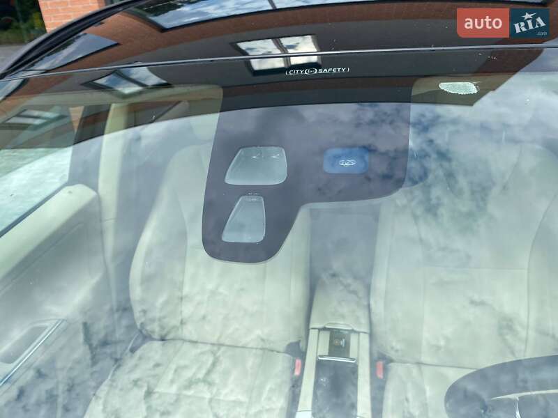 Позашляховик / Кросовер Volvo XC60 2011 в Києві