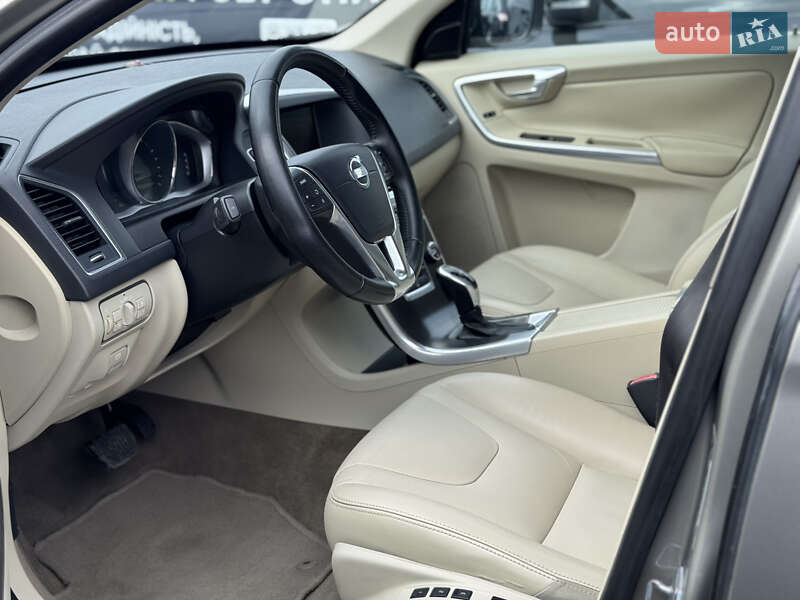 Внедорожник / Кроссовер Volvo XC60 2014 в Львове