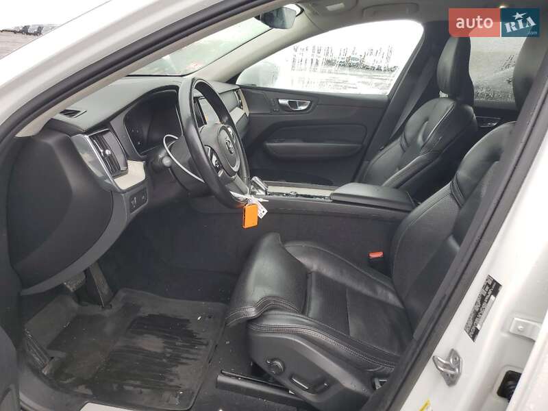 Внедорожник / Кроссовер Volvo XC60 2021 в Одессе
