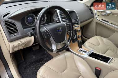 Позашляховик / Кросовер Volvo XC60 2012 в  фото 21 Позашляховик / Кросовер Volvo XC60 2012 в
