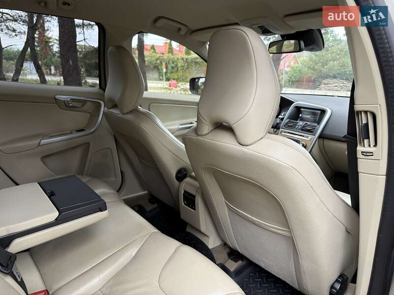 Позашляховик / Кросовер Volvo XC60 2012 в Києві фото 30 Позашляховик / Кросовер Volvo XC60 2012 в Києві