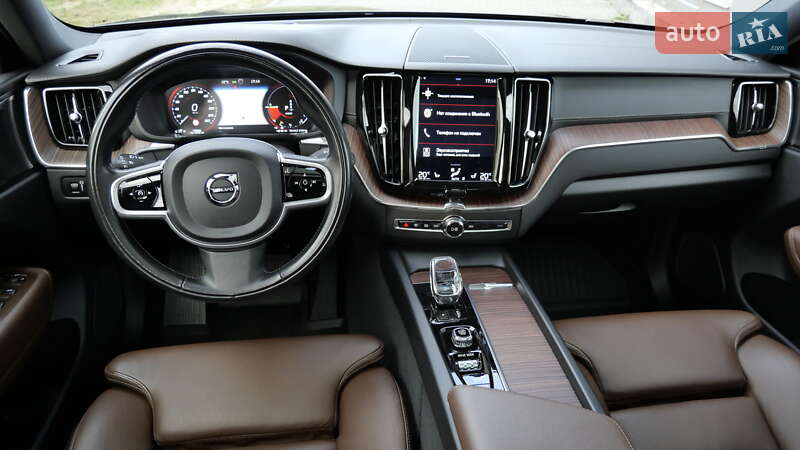 Внедорожник / Кроссовер Volvo XC60 2021 в Львове фото 34 Внедорожник / Кроссовер Volvo XC60 2021 в Львове