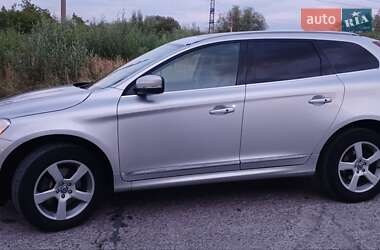 Внедорожник / Кроссовер Volvo XC60 2014 в 