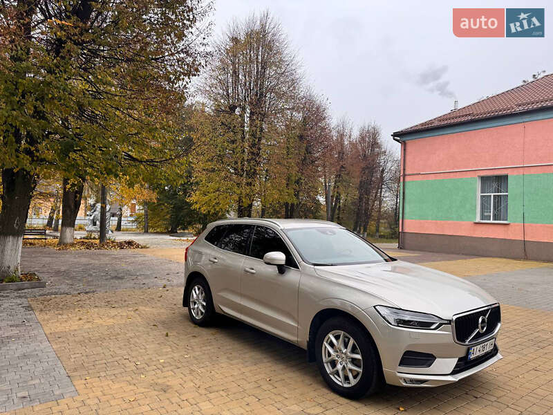 Внедорожник / Кроссовер Volvo XC60 2019 в Киеве