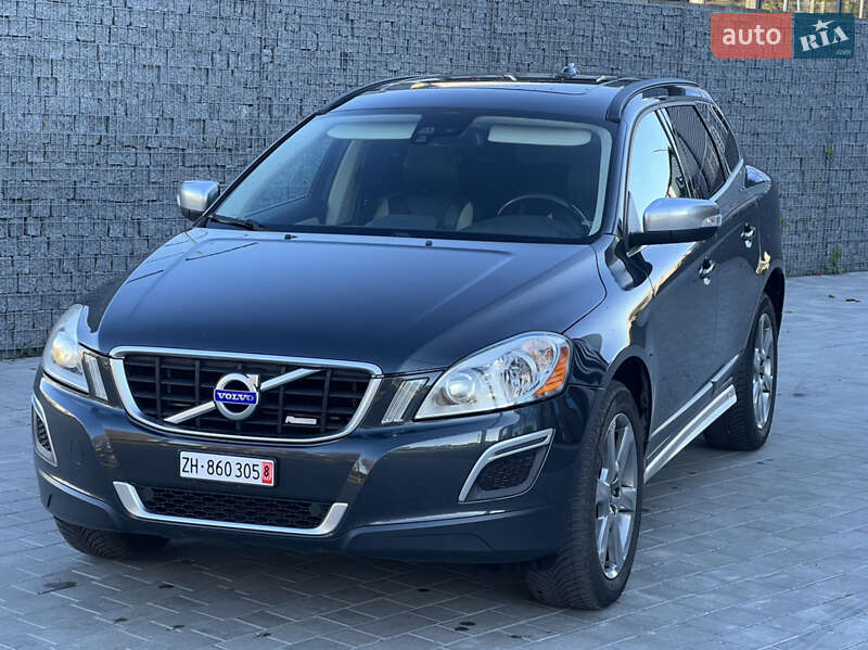 Позашляховик / Кросовер Volvo XC60 2010 в  фото Позашляховик / Кросовер Volvo XC60 2010 в