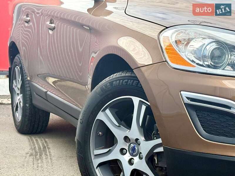 Позашляховик / Кросовер Volvo XC60 2012 в Києві фото 7 Позашляховик / Кросовер Volvo XC60 2012 в Києві