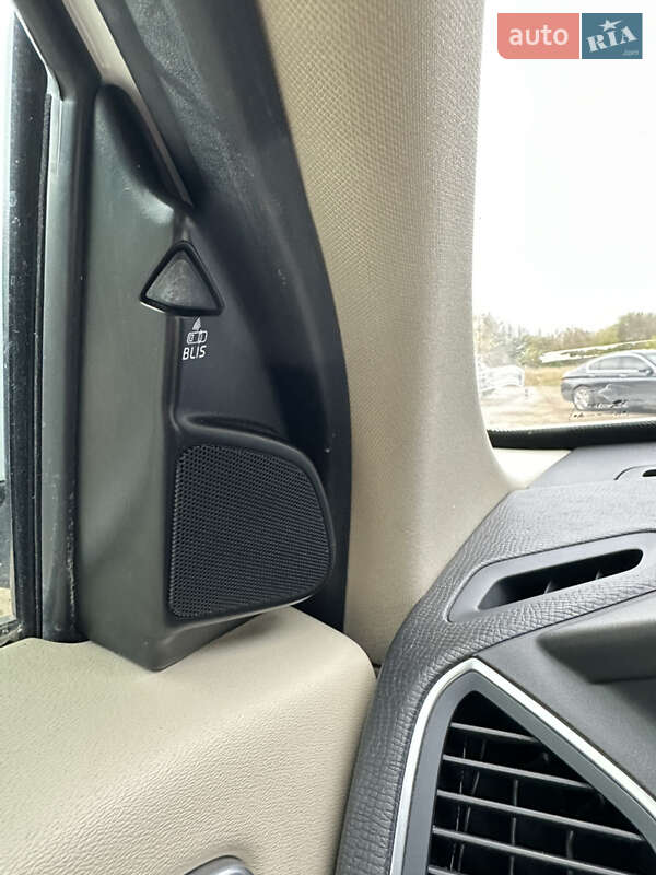 Внедорожник / Кроссовер Volvo XC60 2015 в Самборе фото 44 Внедорожник / Кроссовер Volvo XC60 2015 в Самборе