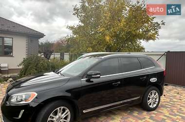 Позашляховик / Кросовер Volvo XC60 2015 в  фото 11 Позашляховик / Кросовер Volvo XC60 2015 в
