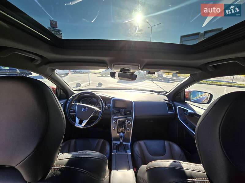 Внедорожник / Кроссовер Volvo XC60 2015 в Львове