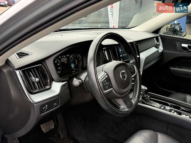 Позашляховик / Кросовер Volvo XC60 2018 в Луцьку фото 32 Позашляховик / Кросовер Volvo XC60 2018 в Луцьку