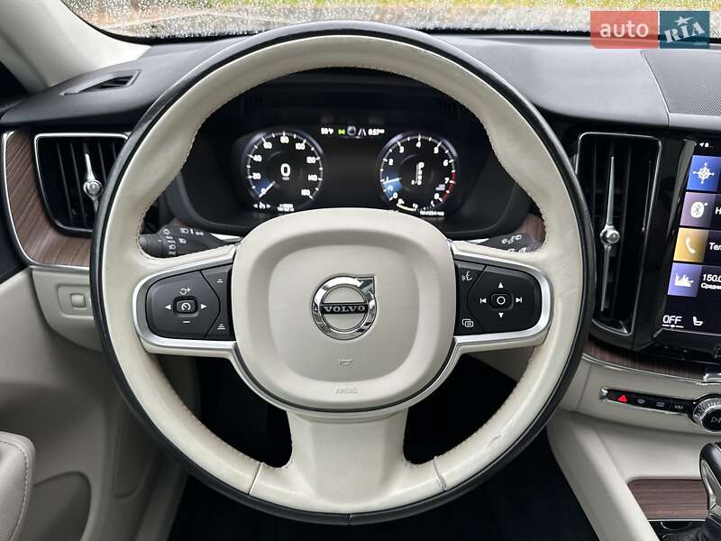 Внедорожник / Кроссовер Volvo XC60 2020 в Луцке фото 21 Внедорожник / Кроссовер Volvo XC60 2020 в Луцке