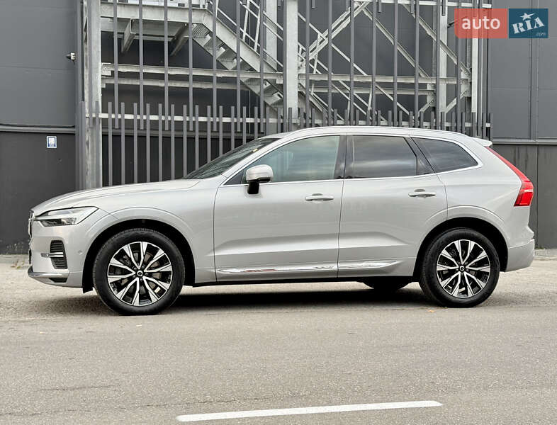 Позашляховик / Кросовер Volvo XC60 2022 в Києві фото 10 Позашляховик / Кросовер Volvo XC60 2022 в Києві