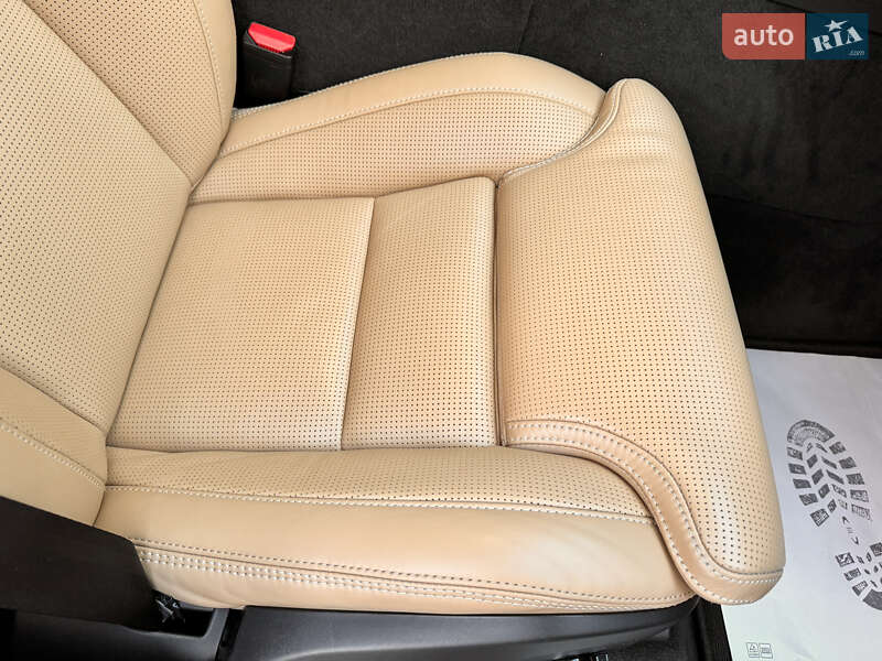 Позашляховик / Кросовер Volvo XC60 2022 в Києві фото 38 Позашляховик / Кросовер Volvo XC60 2022 в Києві