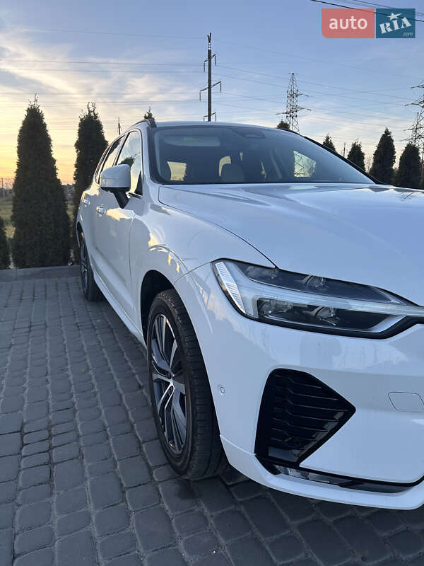 Позашляховик / Кросовер Volvo XC60 2022 в Львові