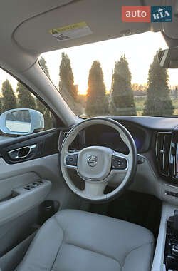 Внедорожник / Кроссовер Volvo XC60 2022 в Львове